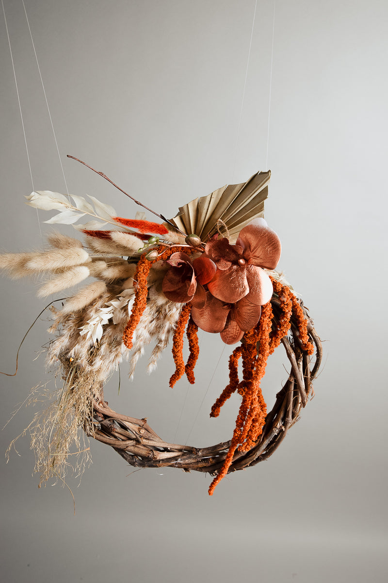 How To Dye Dried Pampas Grass 7 Steps Hidden Botanics Wholesale